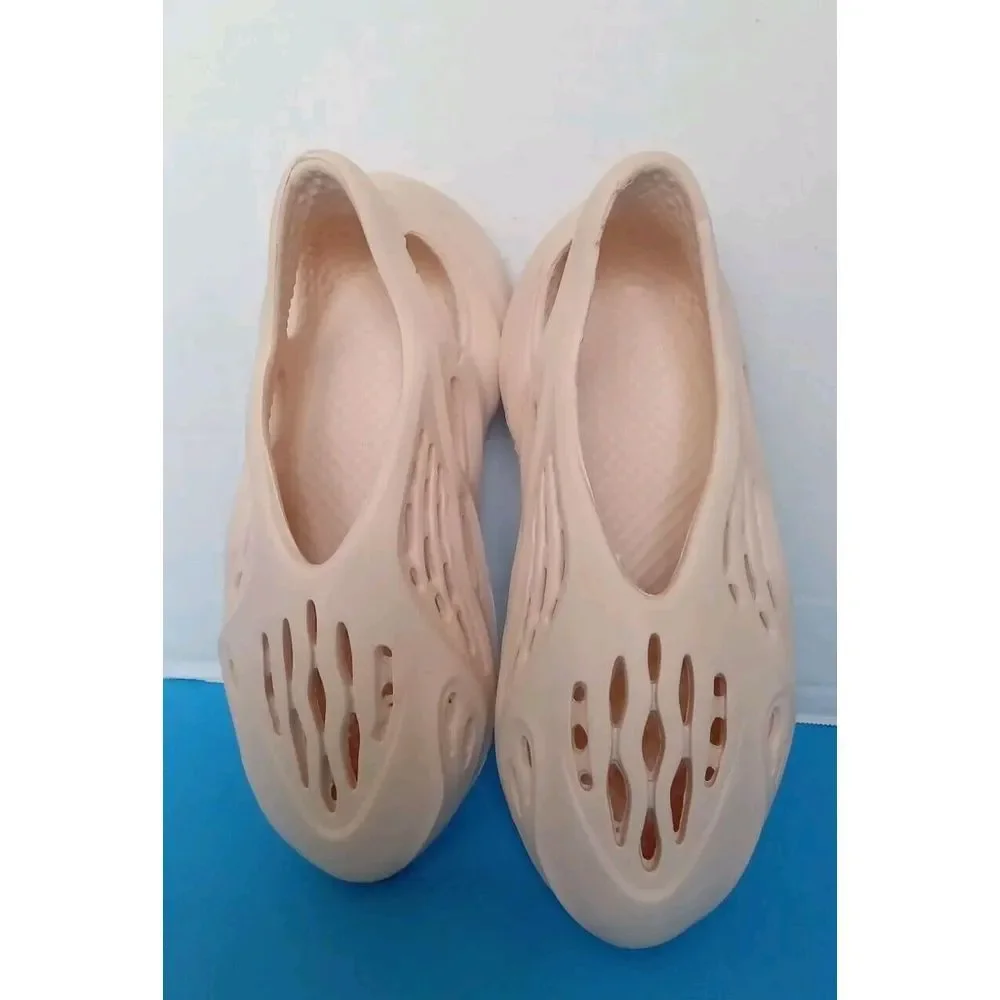 Clogs‎ Sandals Slides Comfort Slip On Shoes Beige Neutral Color Size?